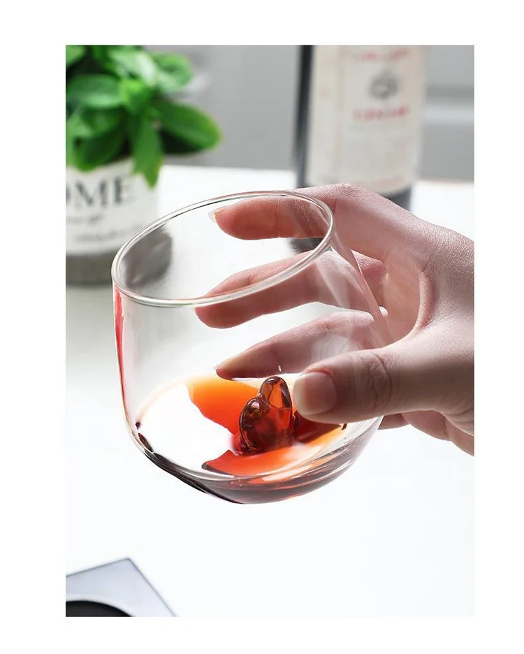 Wholesale 1000ml New Design Handmade Heart Shape Glass Wine Whiskey Decanter