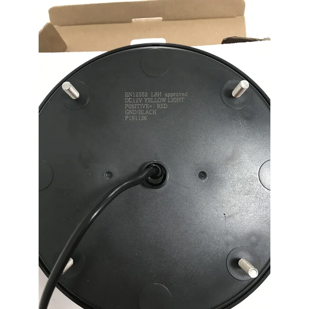 
Unique Designed 200mm 8inch LED Traffic Warning Light Roadway Safety Yellow Beacon 12V or 24V EN12352 L8H approved 