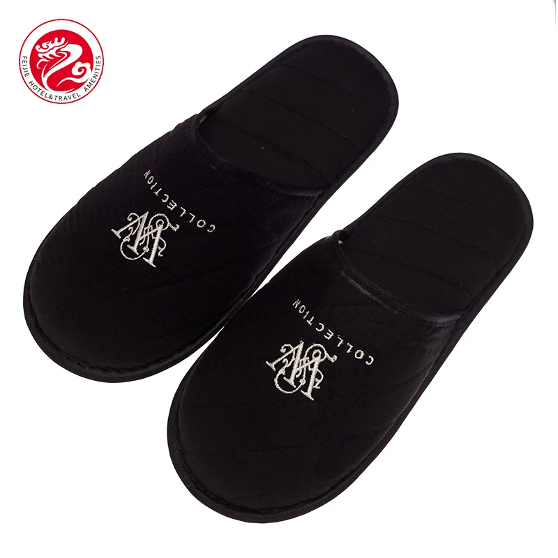 Customized Point Plastic Non-slip Sole Man Embroidered Velour Hotel Slipper, Disposable Washable Hotel Closed Toe Guest Slippers