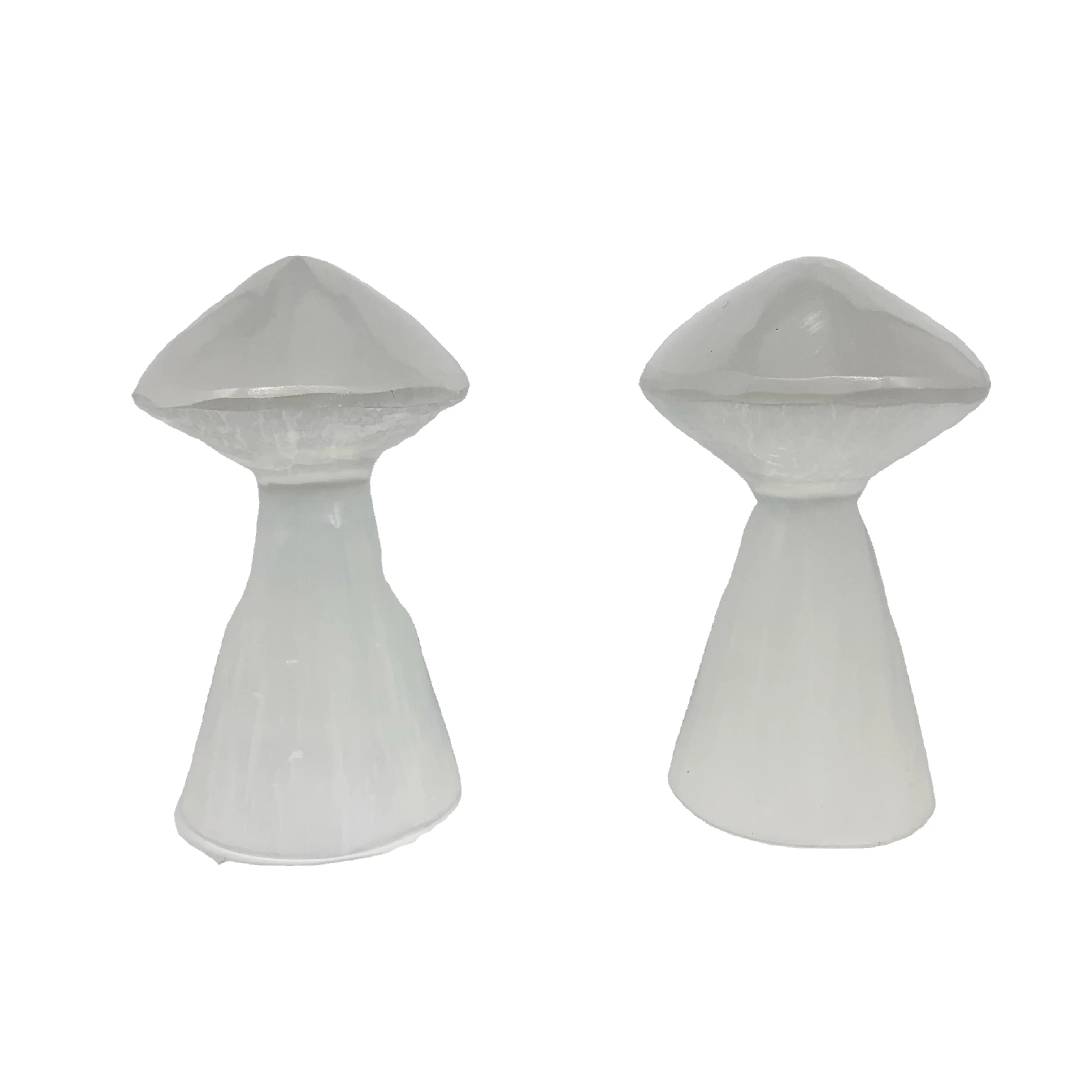 Wholesale Engraved Sodium Selenite High Polish Selenite Mushroom For Decoration