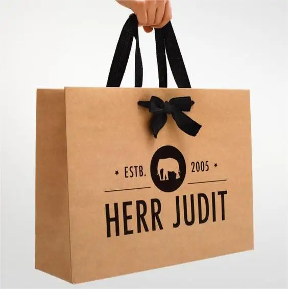 Luxury Golden Foil Printing Logo Shopping gift paper bag For Clothes/ Shoes/Jewelry Packaging