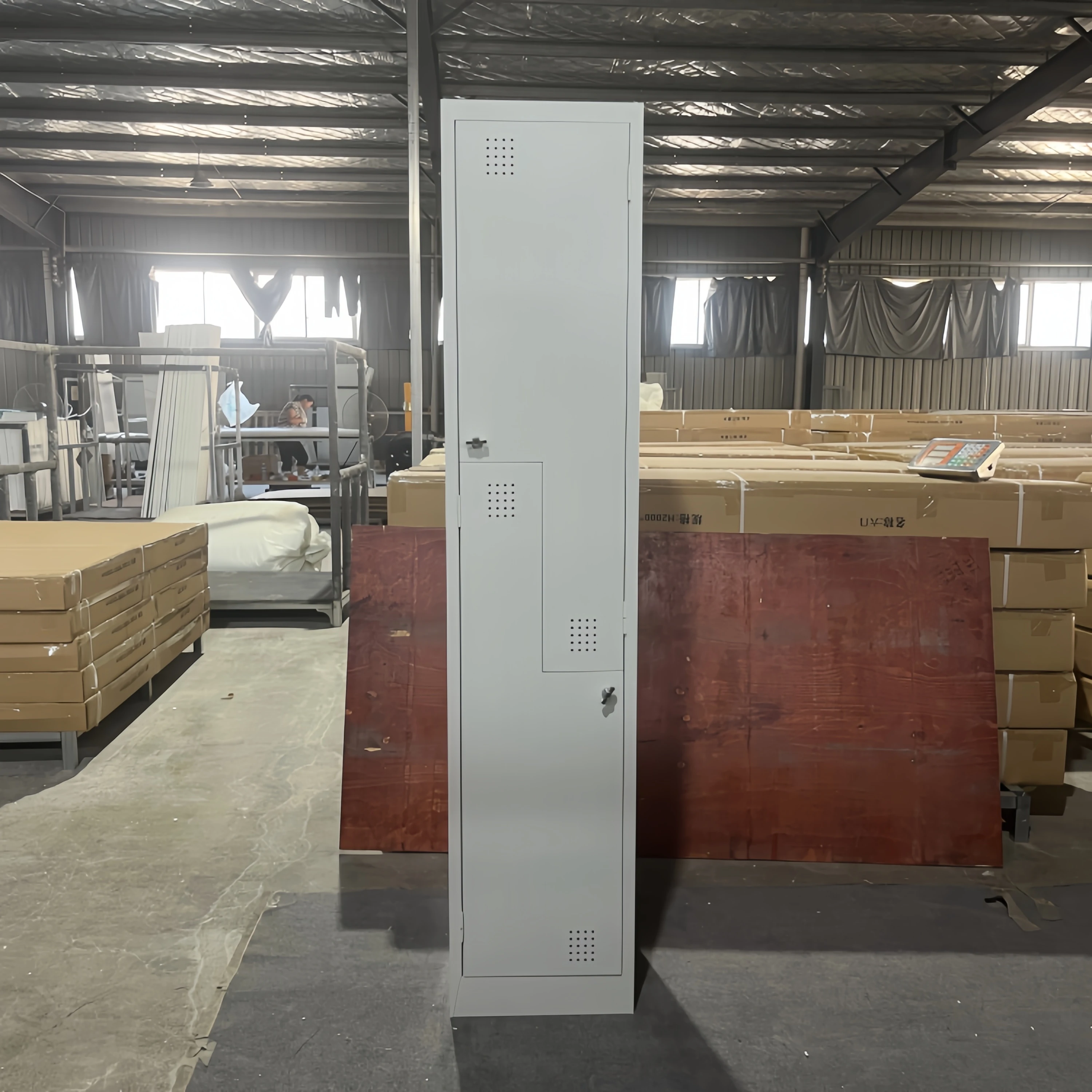 New Product Ideas Z Shaped Door Metal Lockers 2 Door Metal Locker for staff worker changing room