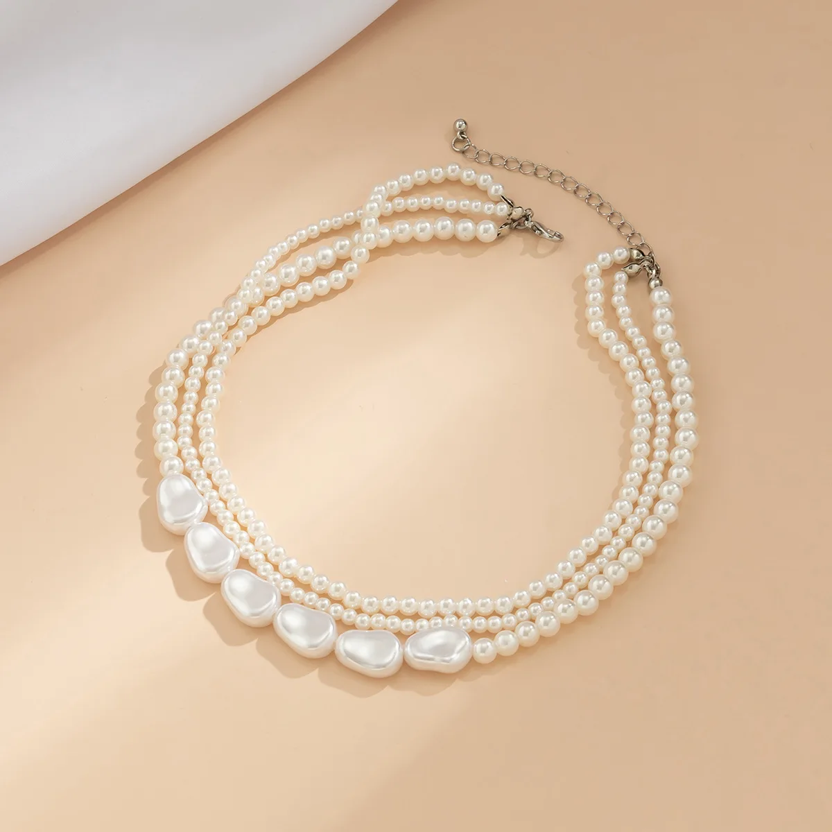Dainty Elegant Chunky Chain Statement Jewelry Necklace White Imitation Pearl Layered Necklaces For Women