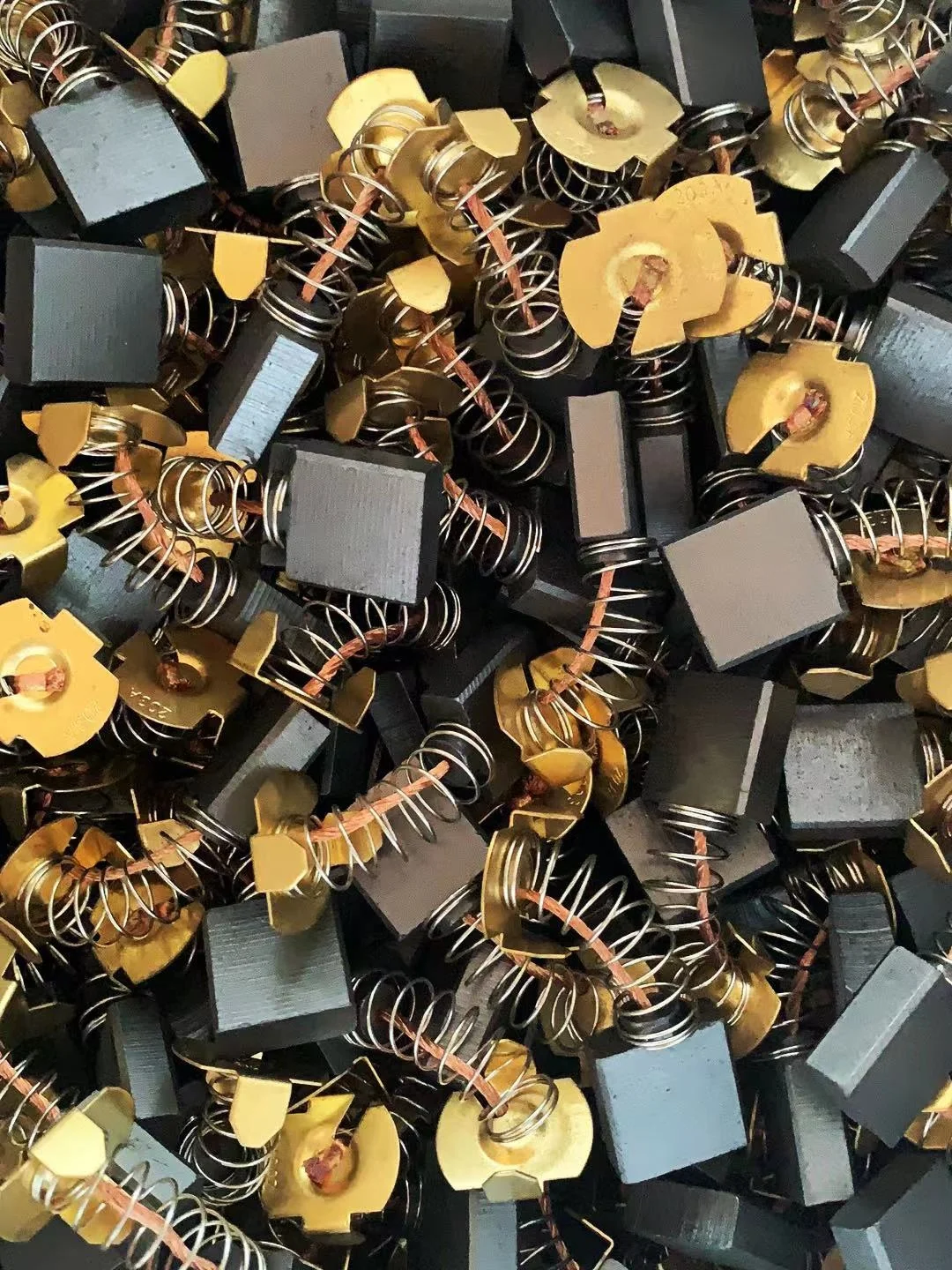 ALL KINDS CARBON BRUSH FOR  POWER TOOLS