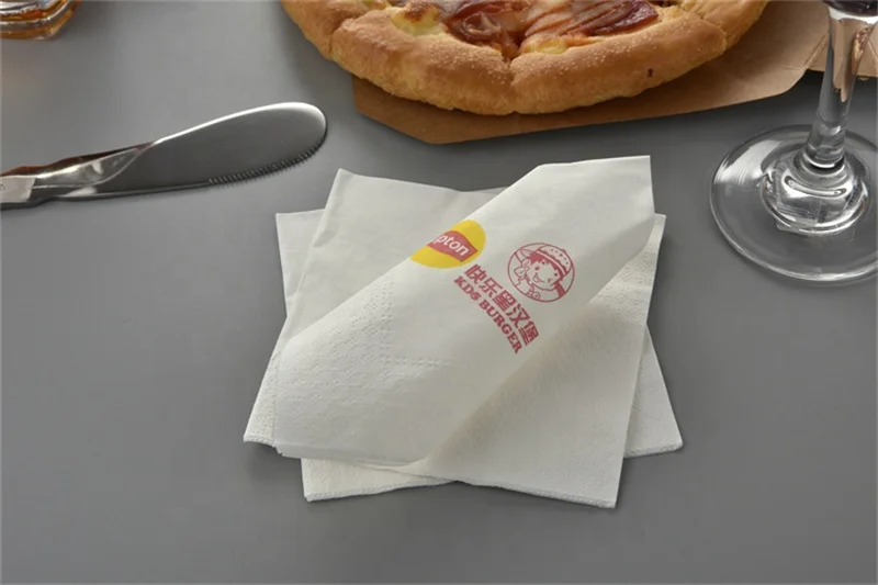 2ply 1/4 складные бумажные салфетки из древесной целлюлозы для ресторана логотип на