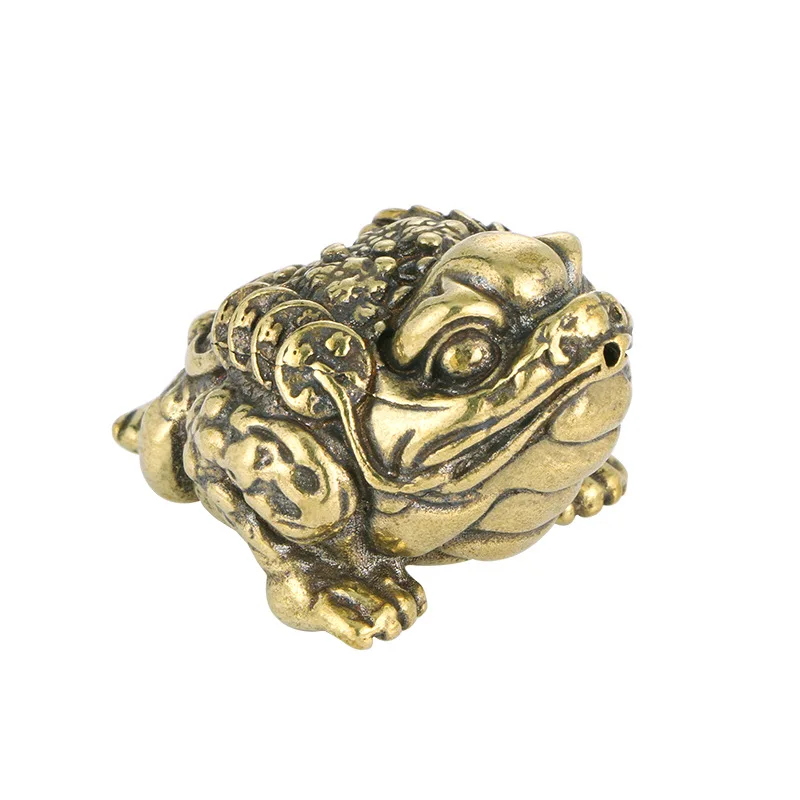 Brass toad hand piece, creative antique tea pet, small bronze incense insert.