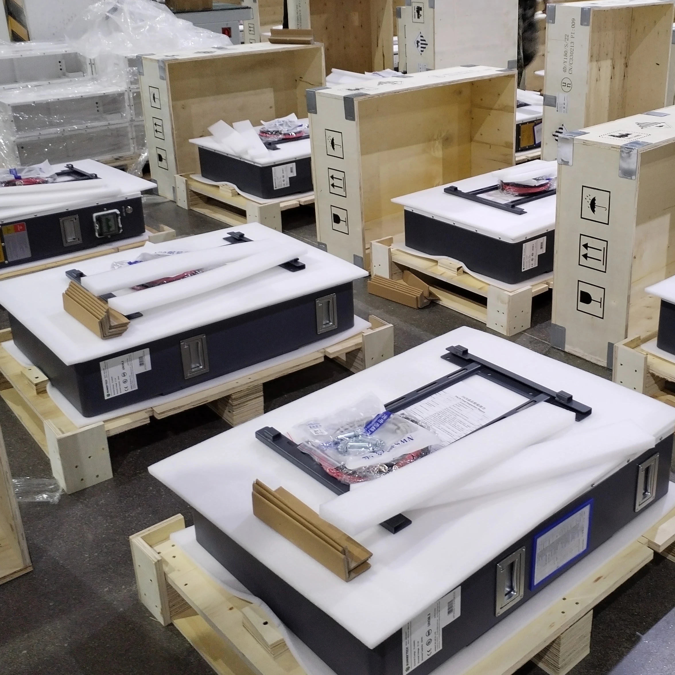 OEM ODM Inverter Battery Sodium-ion Batteries 48V 51.2V 200Ah 10kw Lifepo4 Power Wall Inverter Solar Batterie