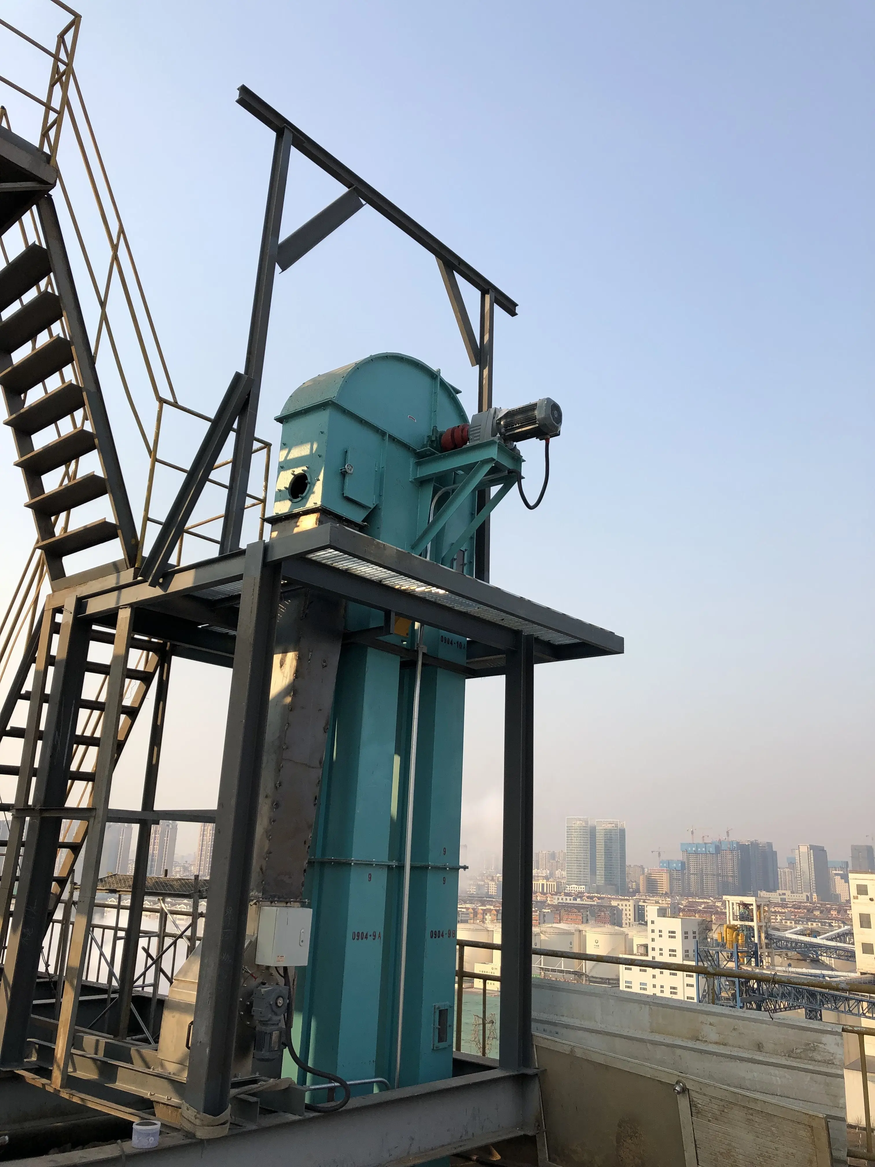 TD series grain cereal big head corn food grade rubber belt bucket elevator for sale