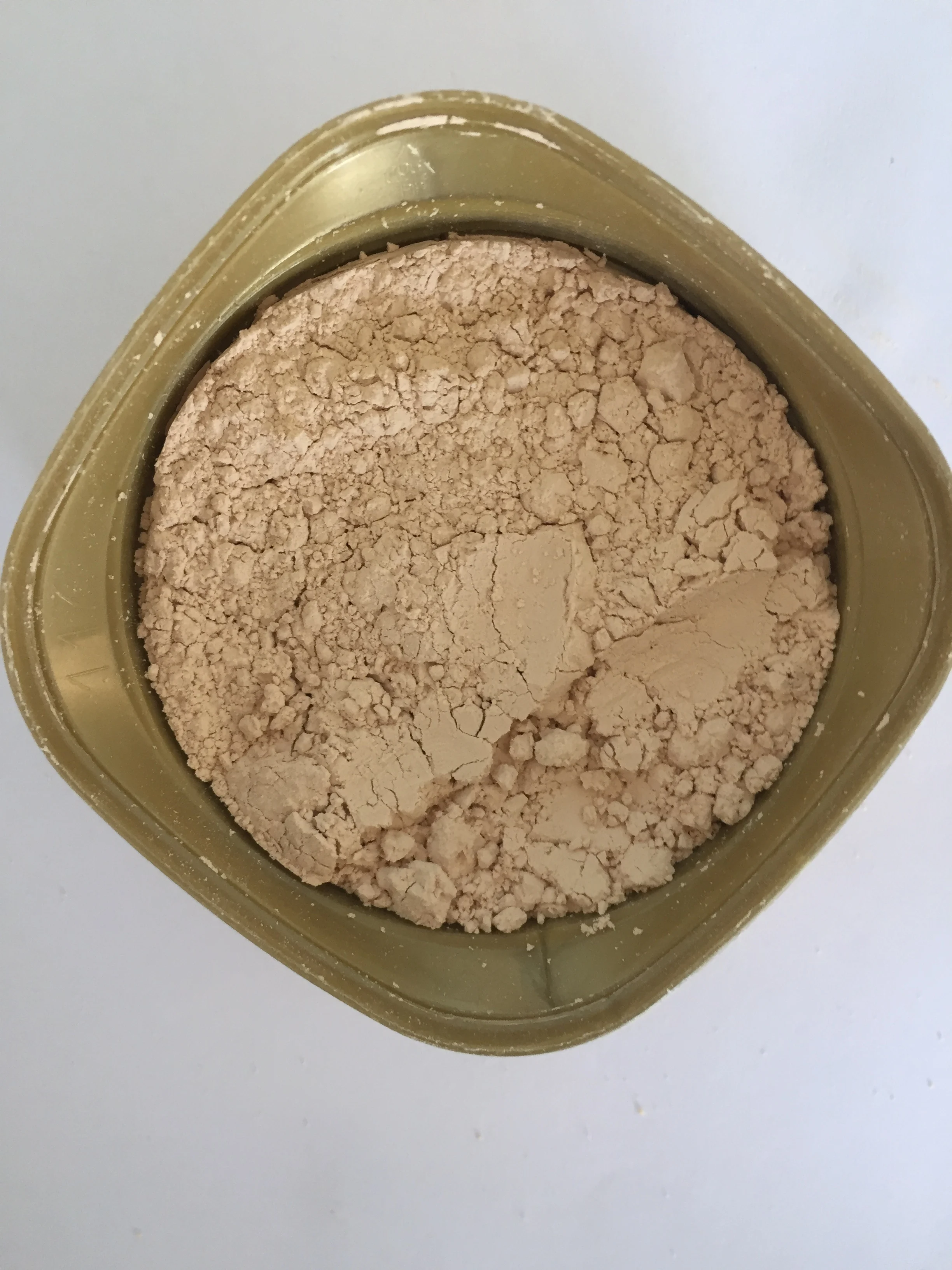 Factory price light pink light red color organic calcined filter aid diatomite