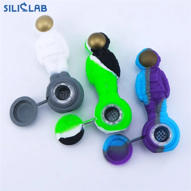 New design weed accessories smoke Hot Sale Astronaut weed pipe silicone blunt holder tobacco smoke pipe
