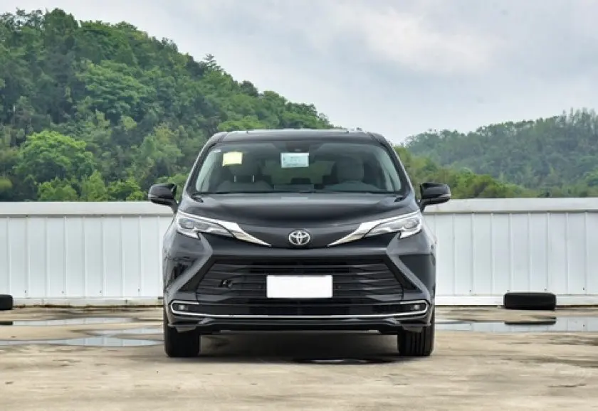 2024 Toyota Sienna 2.5L Hybrid MPV Car Comfort Version Leather Seats Rear Automatic Gearbox R18 Available Petrol Electric Gas