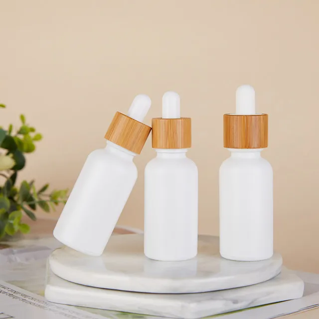 
30ml white essential oil glass bottle with wood dropper lid 