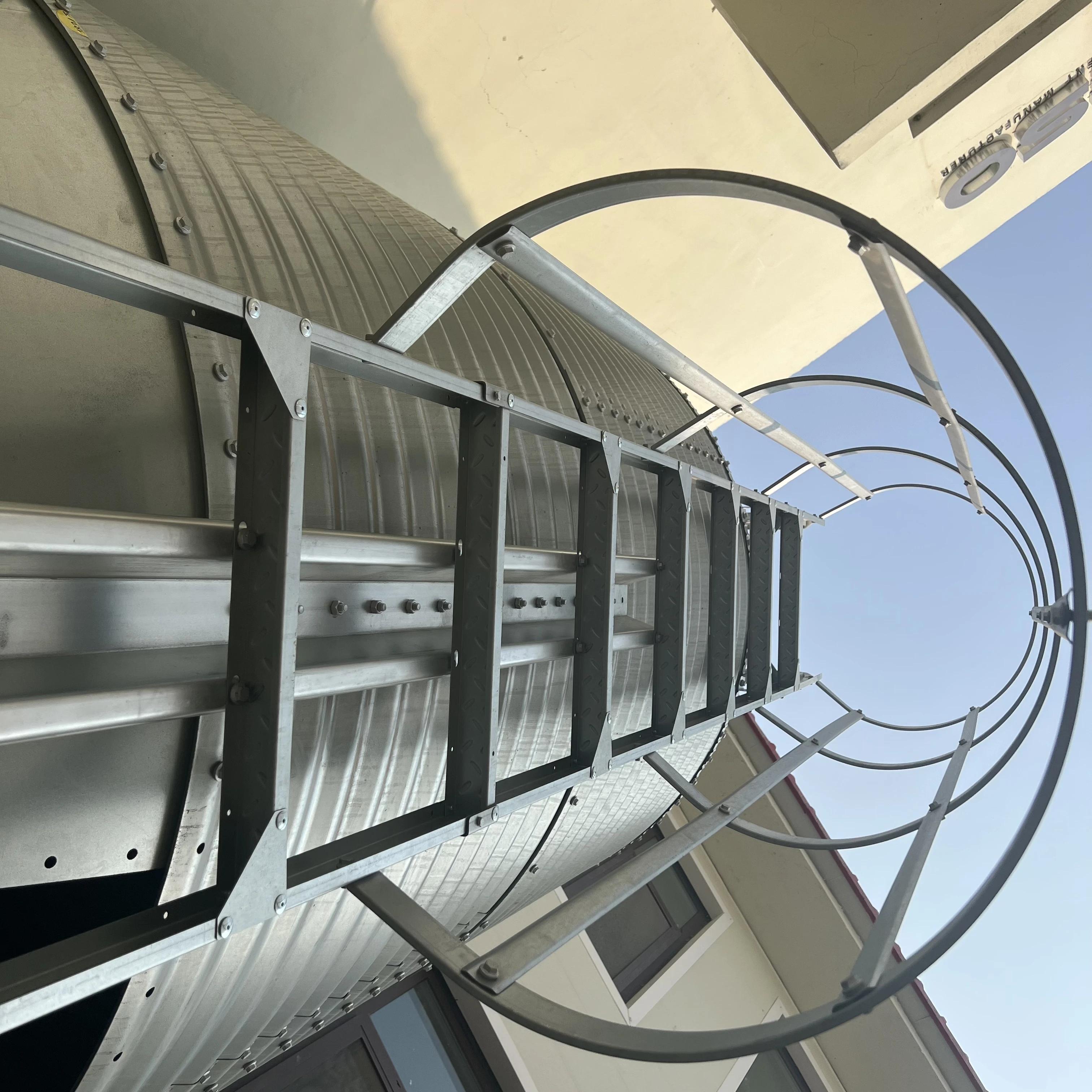 Agrieso 275gsqm Hot Dipped Galvanized Feed 2.8 Tons Silo De Alimentacin Para Granjas For Poultry Chicken Farm