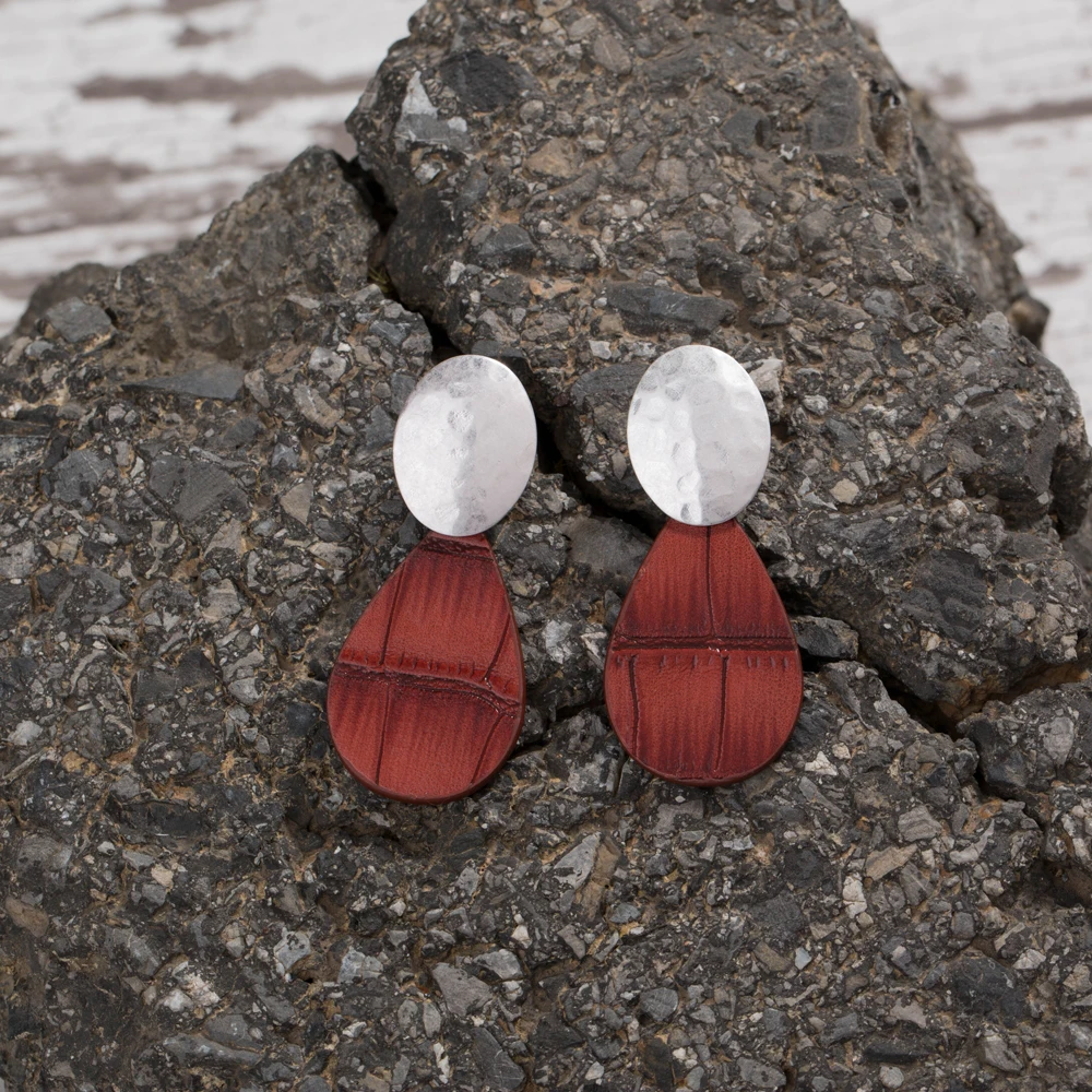 Hammered Oval Brass Black Brown Teardrop Crocodile PU Grain Leather Drop Earrings Women Jewelry