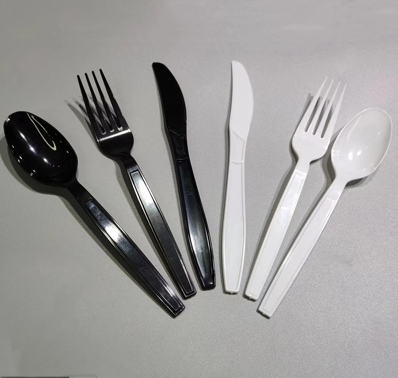 Hot Sale Plastic Cutleryfor Dubai Oem Disposable Plastic Cutlery Packs Ps Utensils