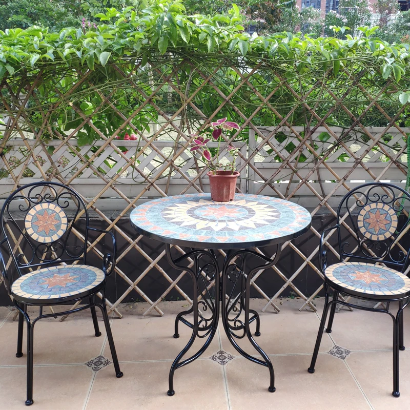 European-style wrought iron balcony courtyard outdoor terrace outdoor bar leisure garden mosaic pattern table and chairs