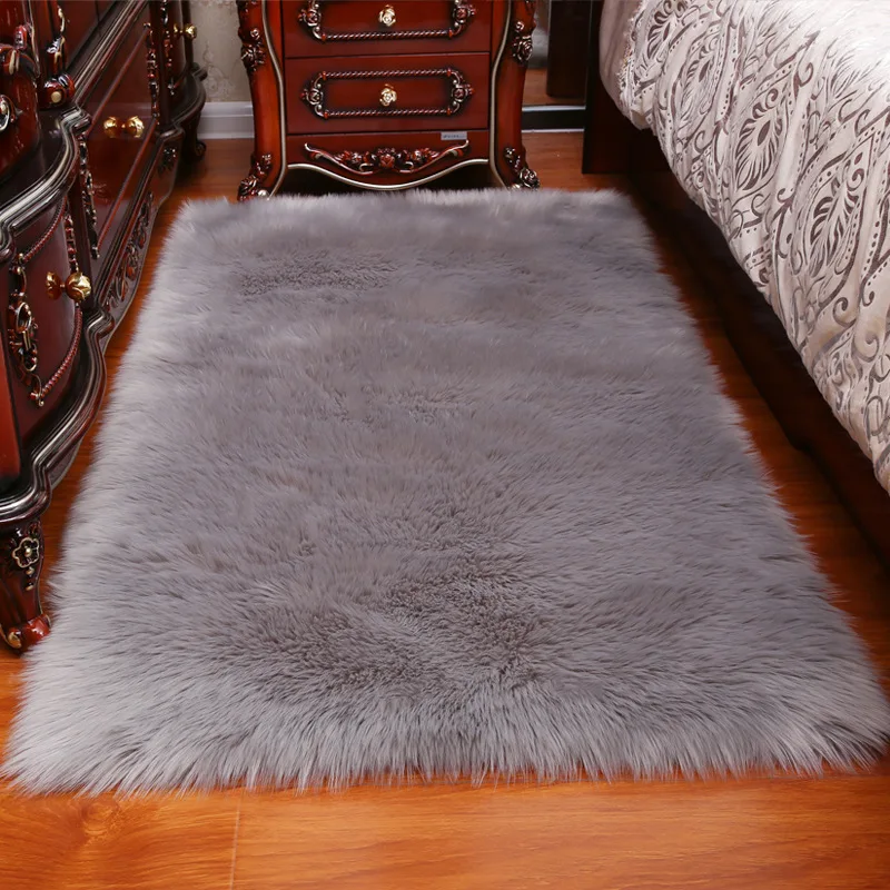 High quality fur carpets, puffy sheepskin carpets, soft faux fur carpets and decorative carpets