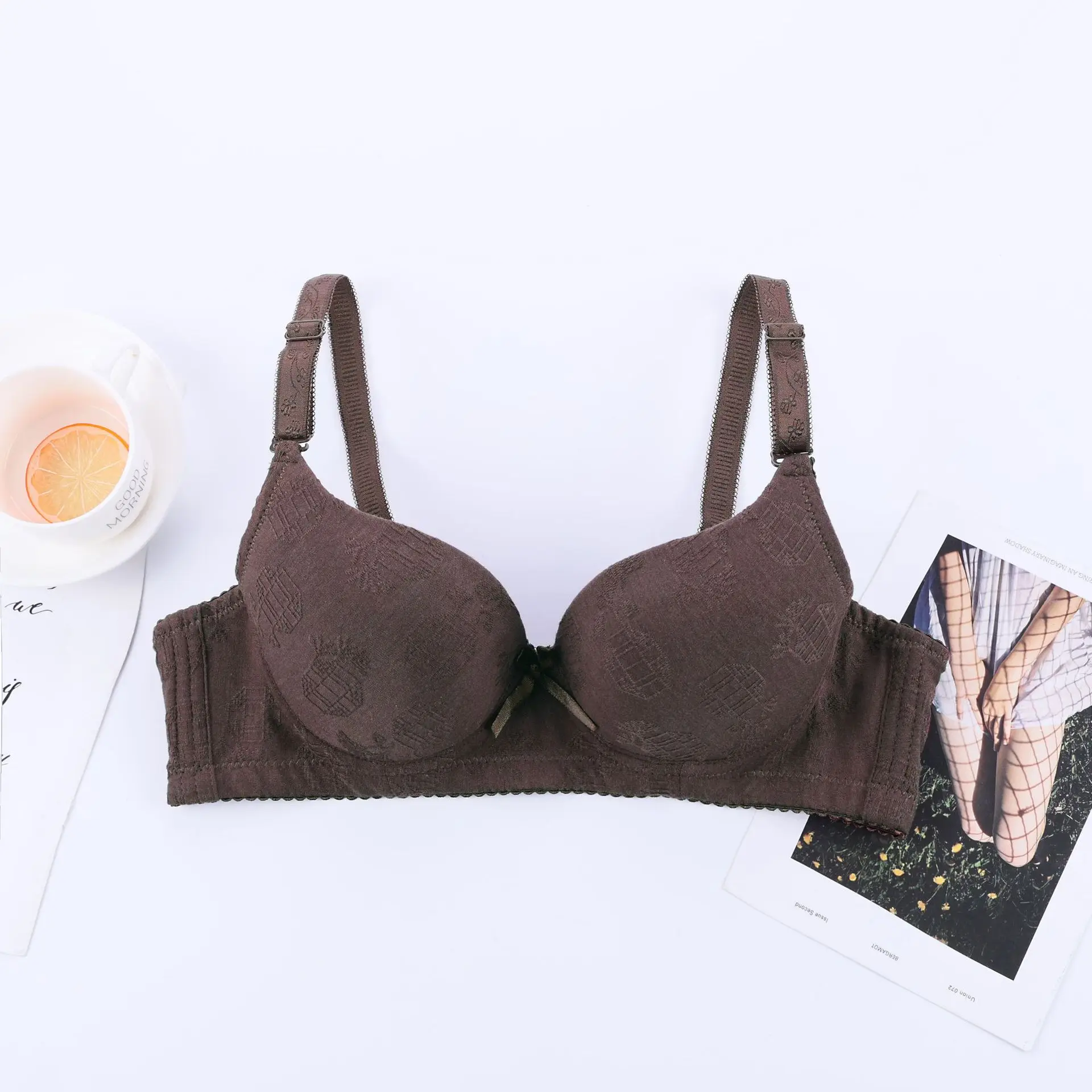 Wholesale High Quality Women Plus-size Underwear Elegantly Designed Underwear Soft Close Skin Bra