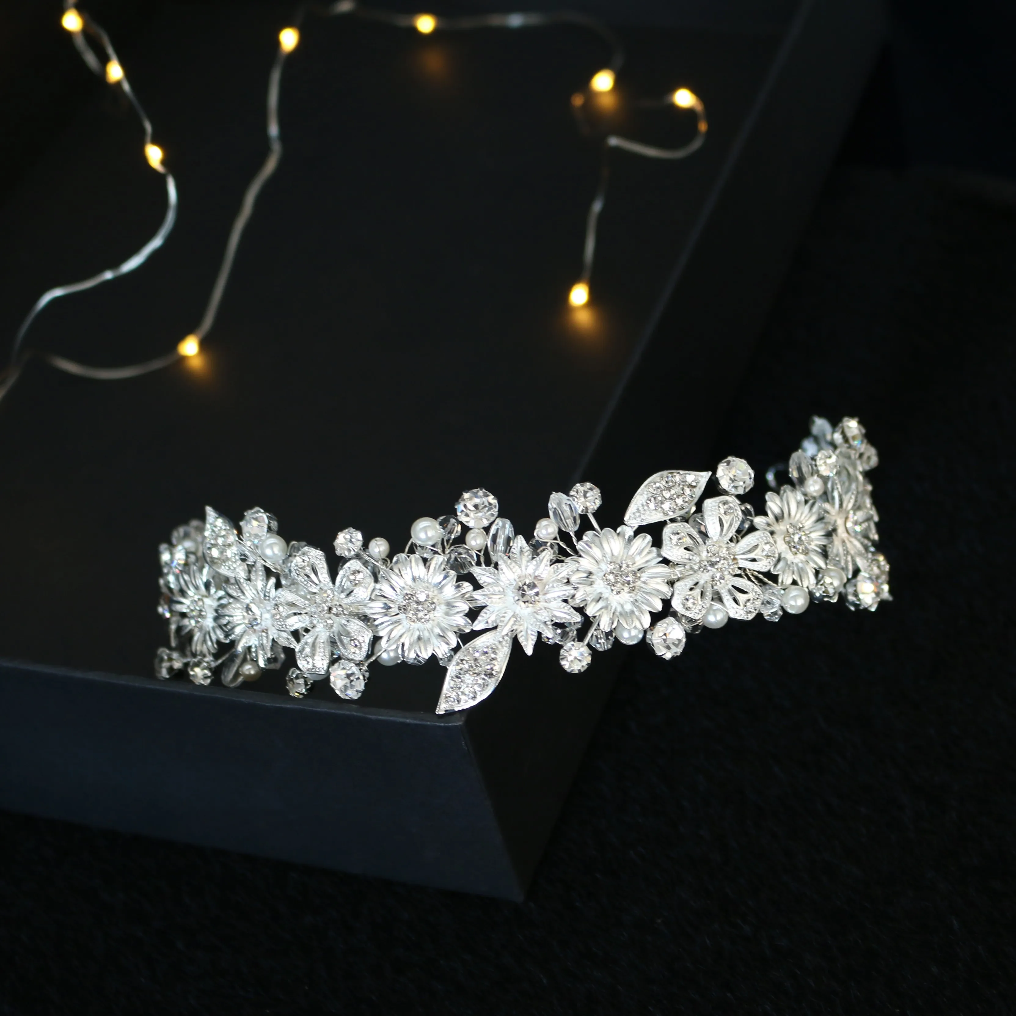 Handmade Sparkling Crystal Rhinestone Wedding Flower Tiara Coroa Headband Bridal Women Hair Accessories