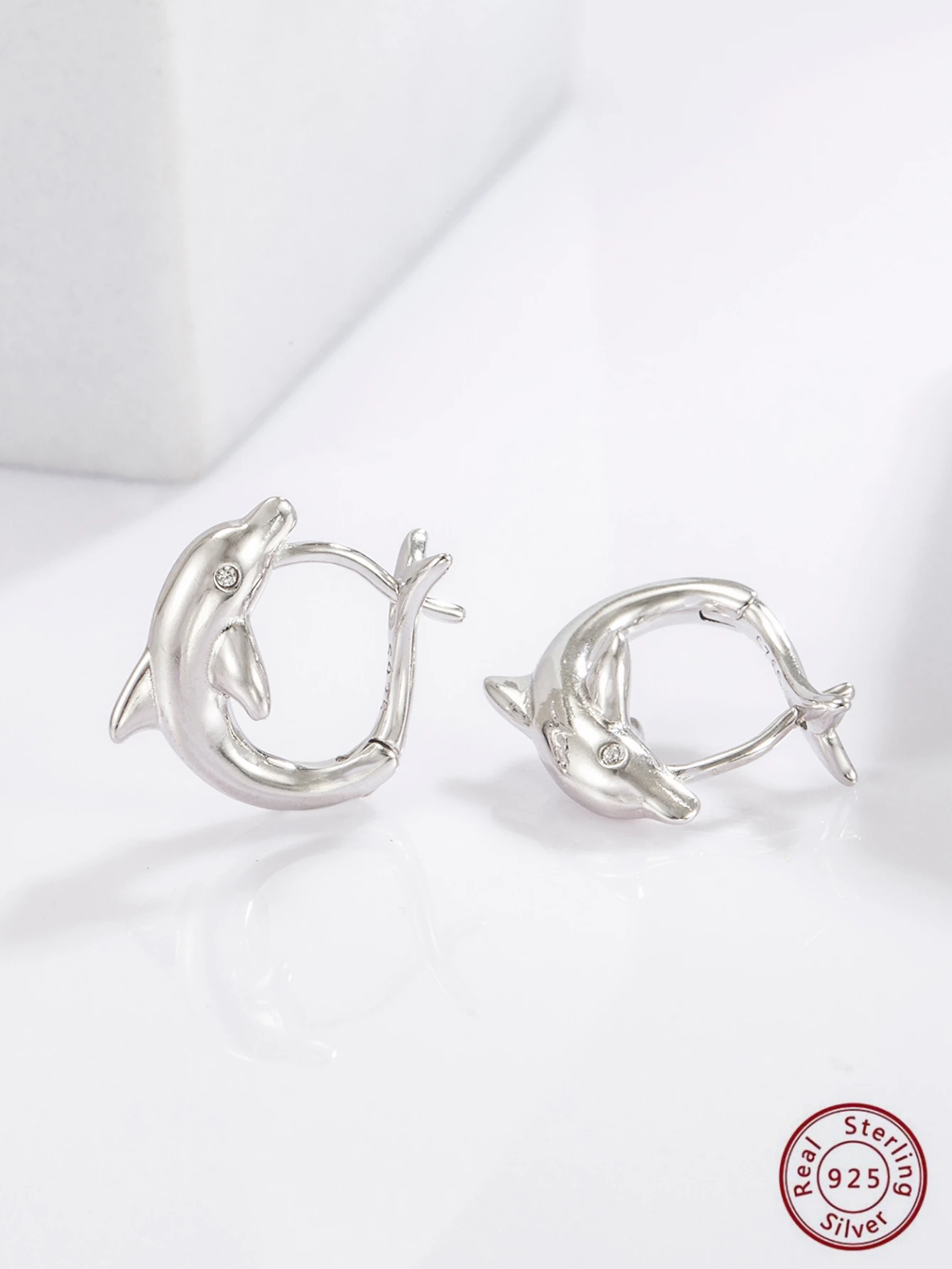 High Polish 925 Sterling Silver Dolphin Huggies Hoop Earrings Fine Jewelry Women Animal Earrings For Women Cute Girls
