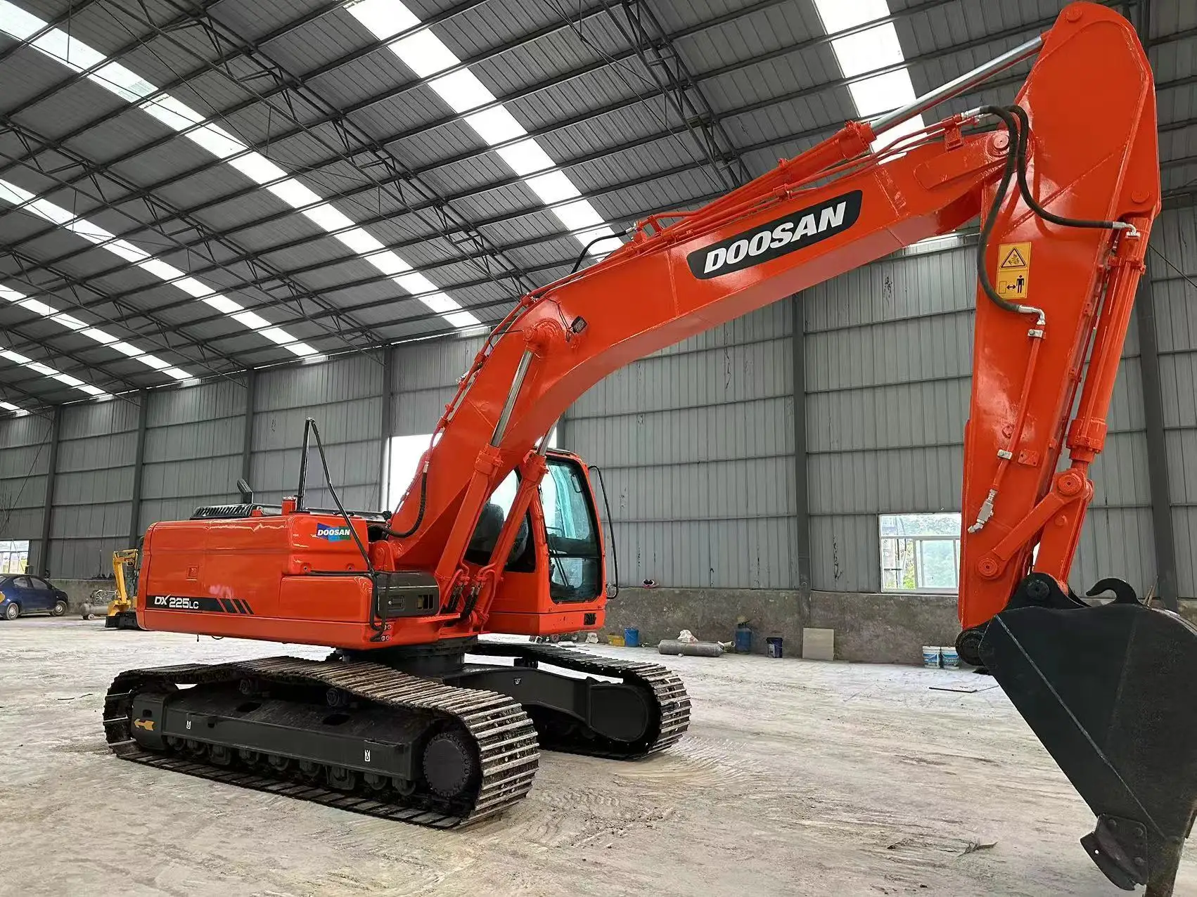 Экскаватор Doosan DX225 Подержанный DX55 DX75 DX140 DH150 DH220 DH300 DX300 для продажи по низкой цене