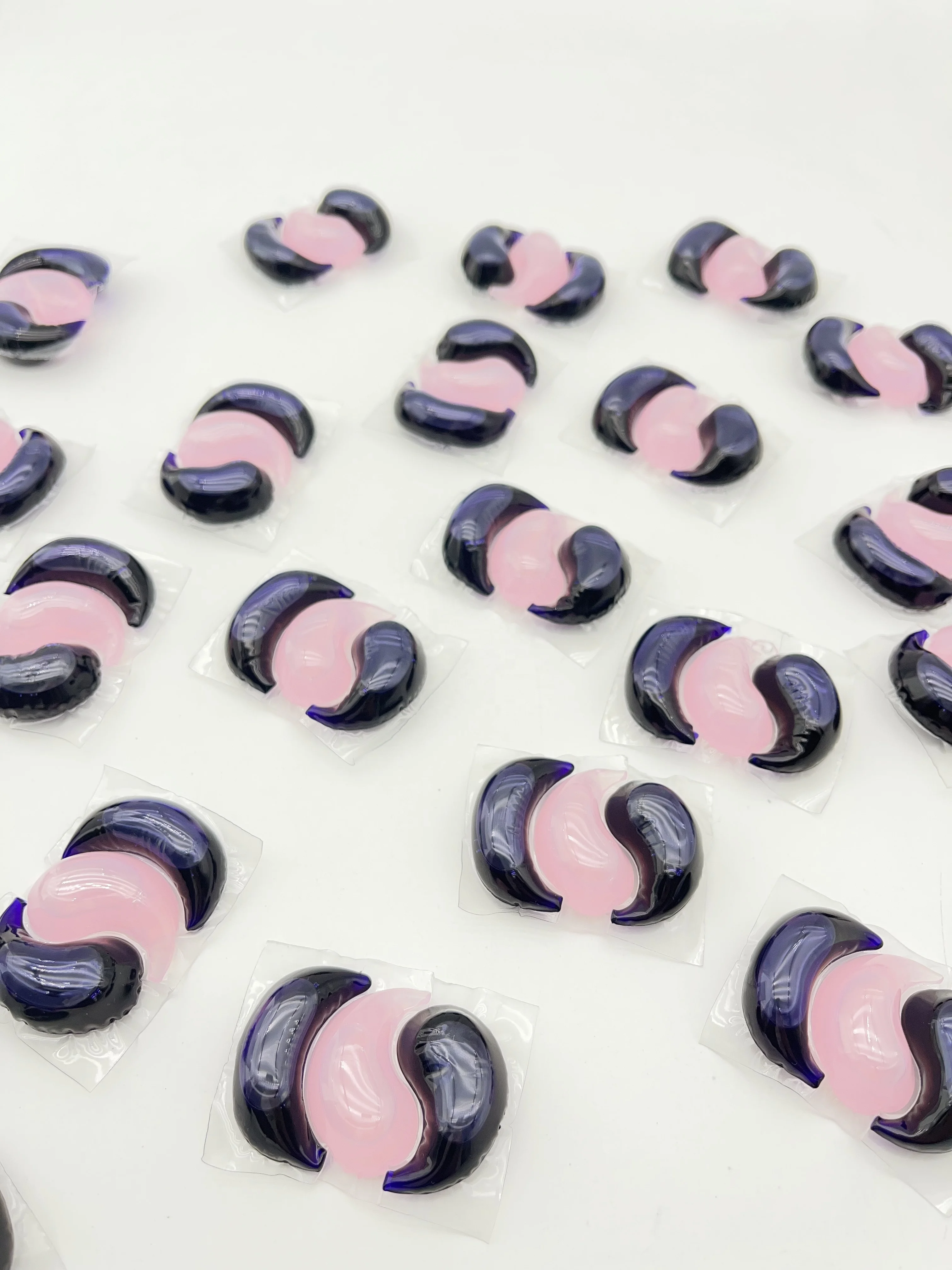 Refreshing 3 In 1 3d Dazzling Color Protection Fragrance 10g Laundry Pods Container Pods Baby Laundry Detergent Pods