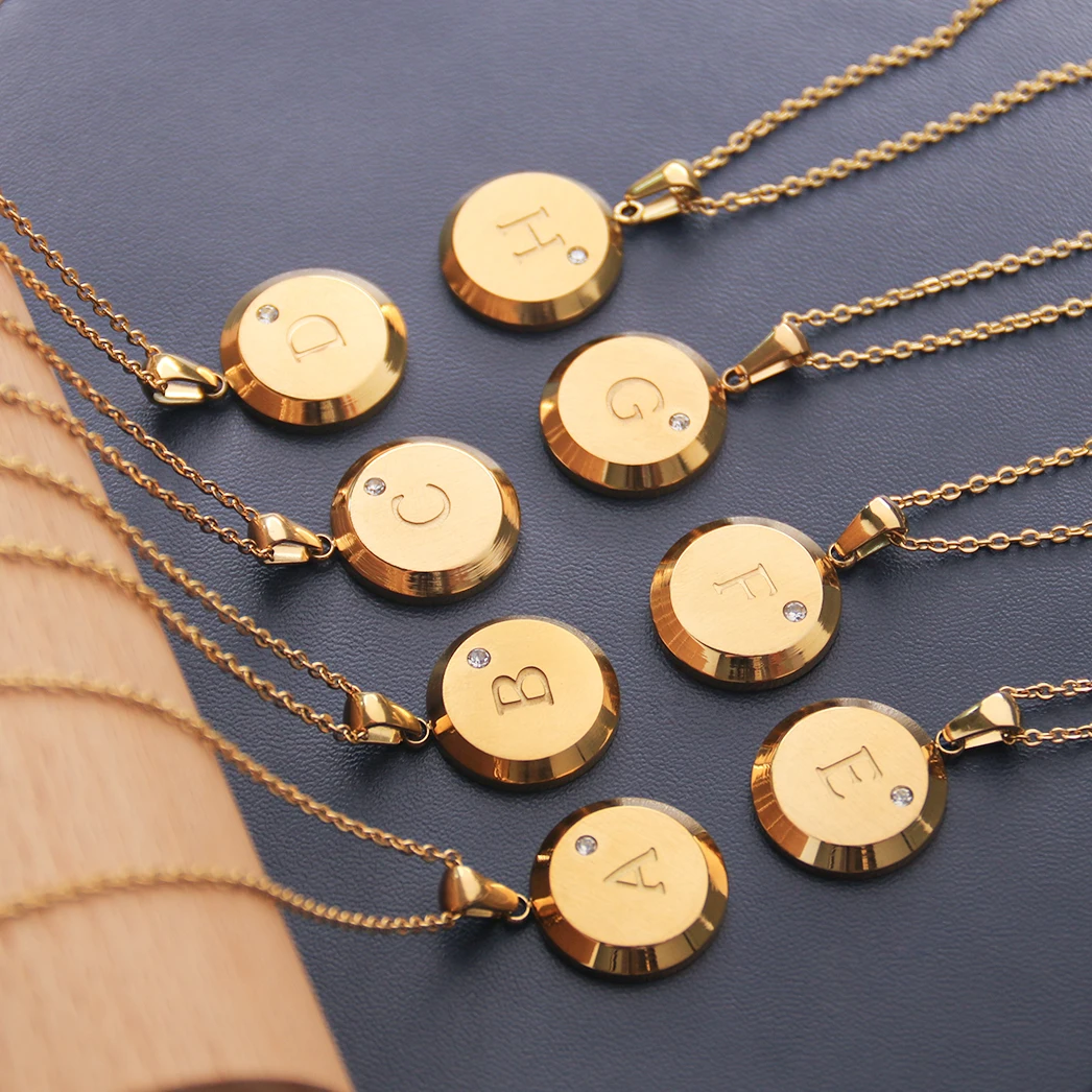 Оптовая продажа желанию можно украсить ювелирными изделиями 26 алфавитные буквы ожерелье кубический циркон инкрустация 18K золотой кулон из нержавеющей стали