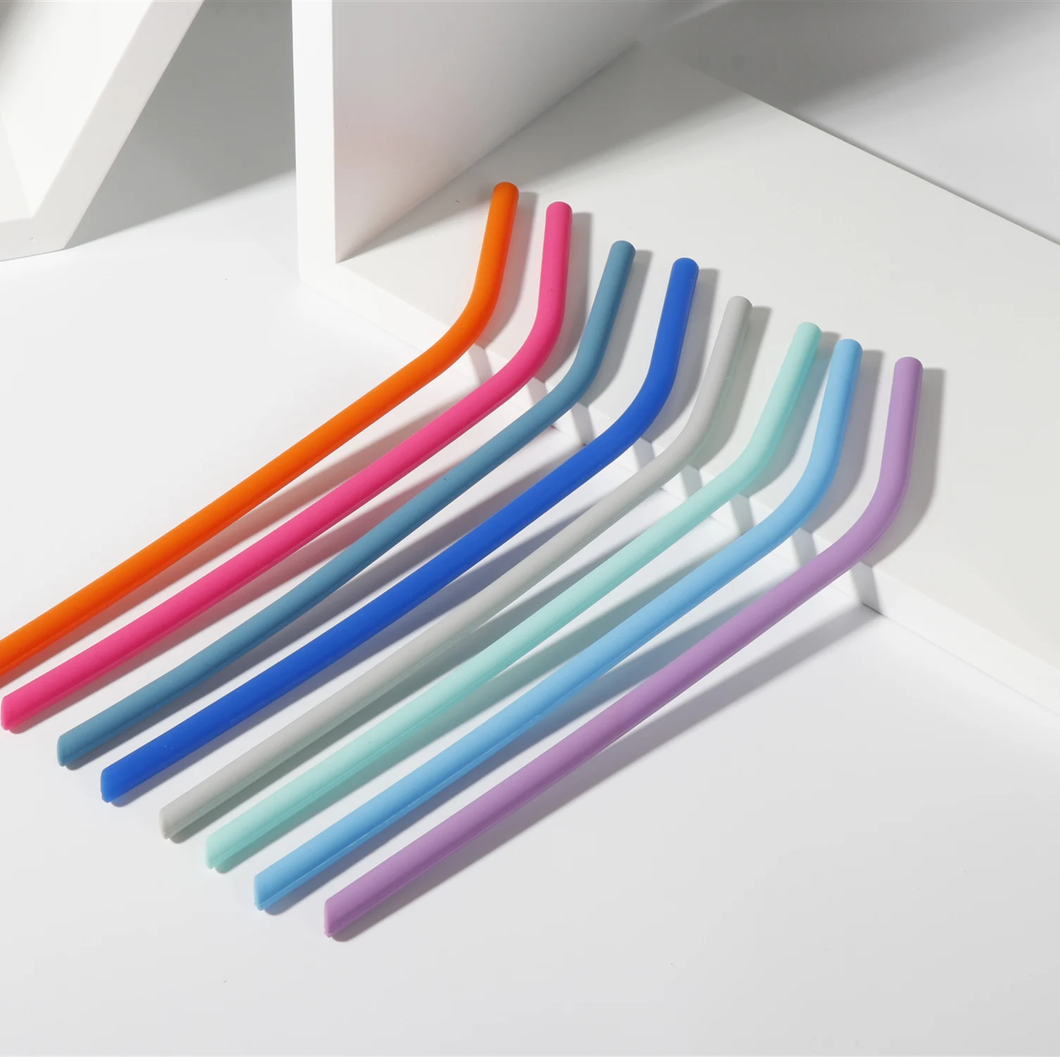 Eco Friendly Collapsible Reusable Silicone Drinking Multicolor Straws With Brush And Case