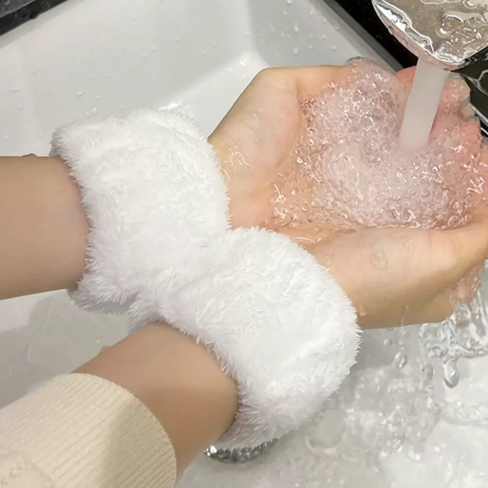 Sweet Washing Face Headbands Coral Fleece Wrist Band Spa Hair Band For Women