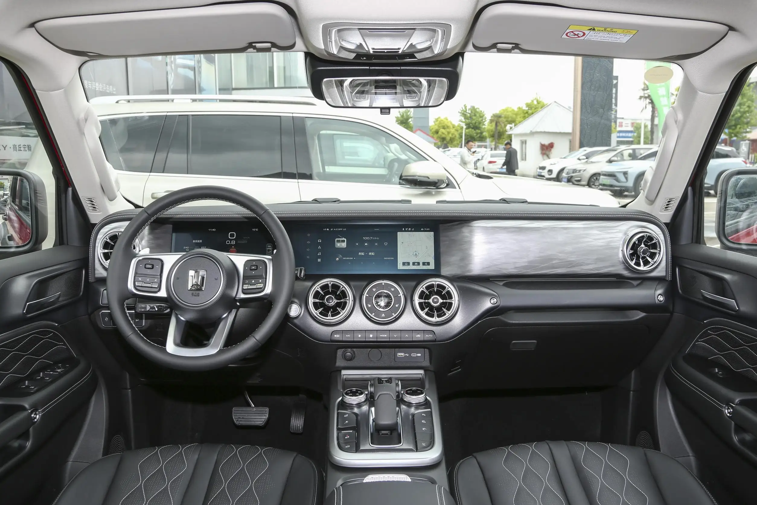 YK MOTORS 2024 внедорожные двигатели Gwm Saibo 300 Гибридный спортивный внедорожник б/у