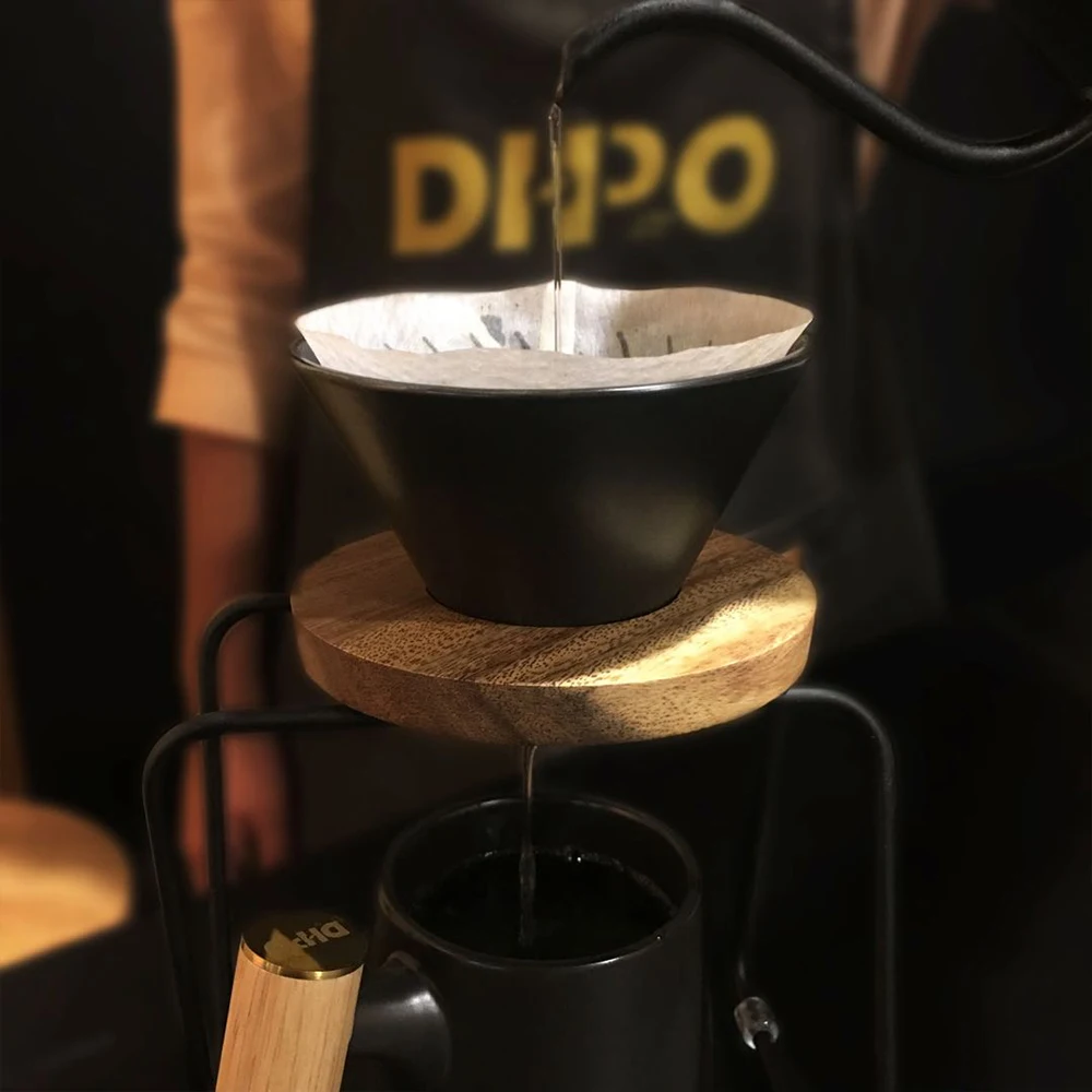 DHPO New Product Coffee Dripper Filter Ceramic Cup With Fixed Ring Wooden Walnut Holder