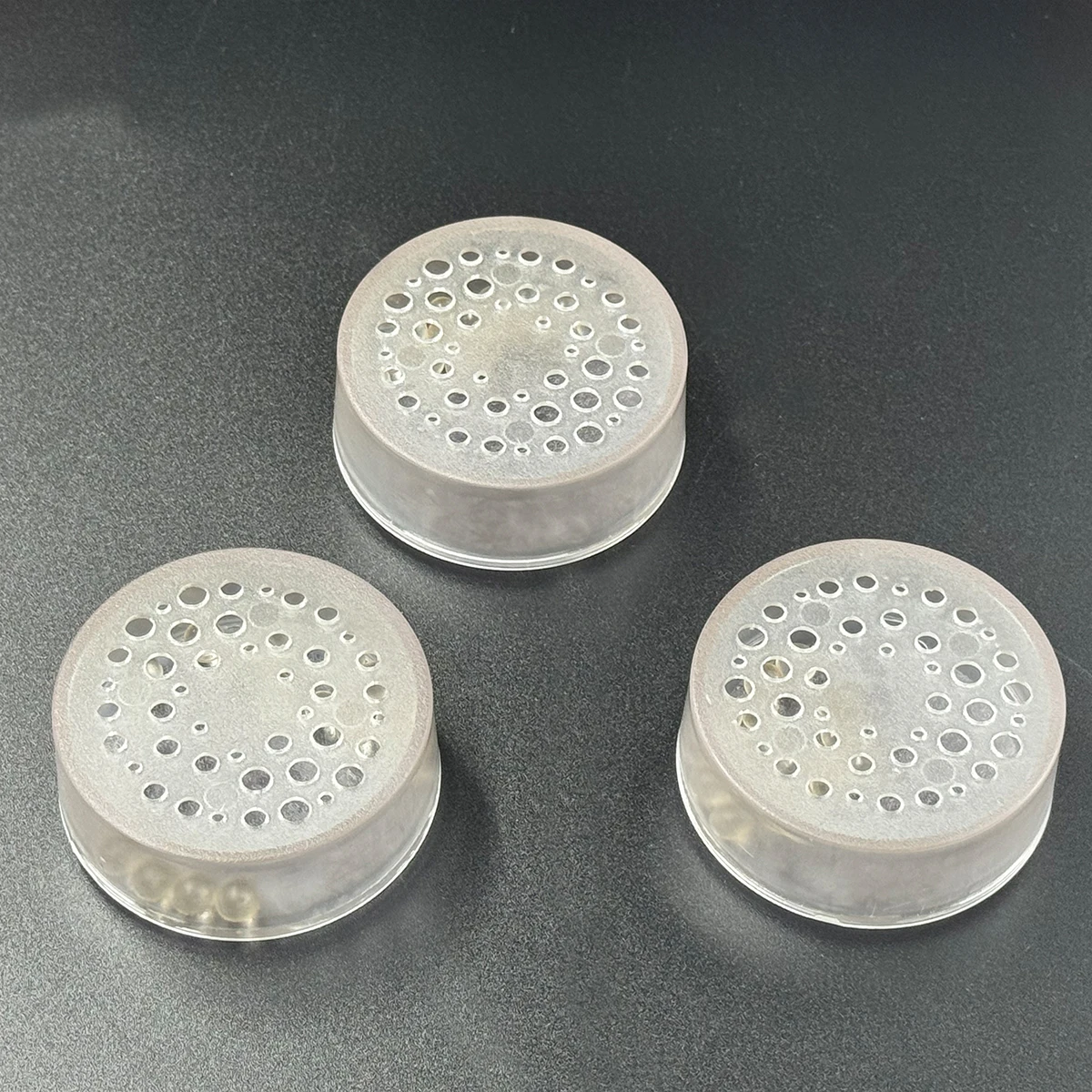 Custom Wholesale  Cigar Accessories Shape Mini Portable Cigar Moisturizer Plastic Cigar Humidifier with Flower Mud