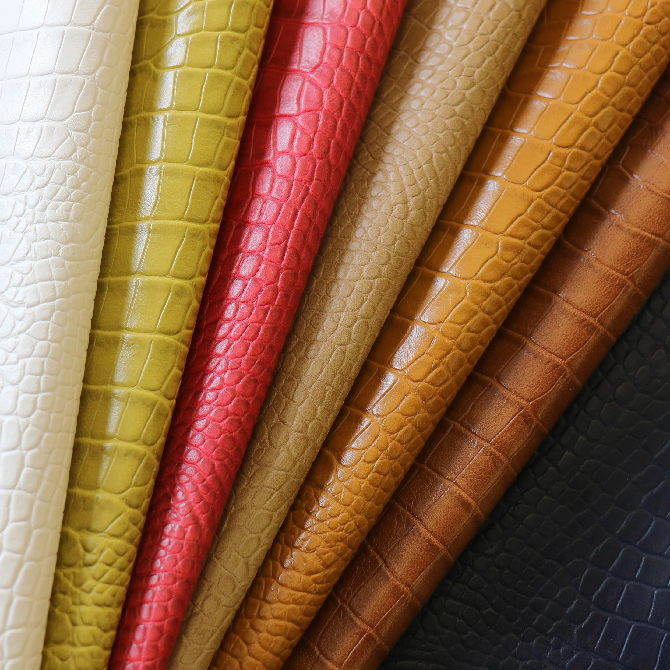 Crocodile Grain PU Synthetic Leather Crocodile Synthetic Embossed Aritificial  Leather for Bags Sofa Chairs or shoes
