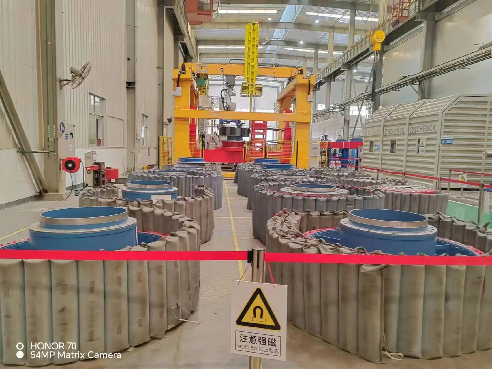 200kw 330kw 1MW Wind Turbine Permanent Magnet Generator Automatic Pitch Control And Self-yaw For Applies to Wind Project