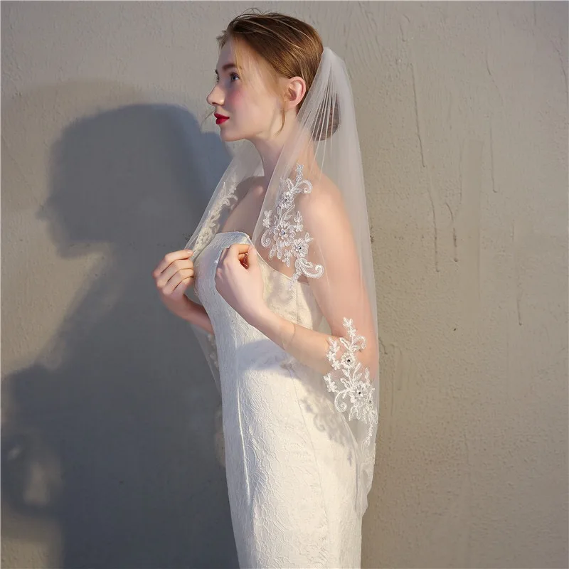 
Wholesale Short ONE Layer Bridal Veil Lace stick the Rhinestone Veil with Hair Comb 90*150CM 