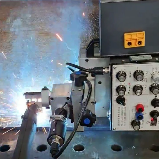 Simple and Portable Fillet Seam Welding Carriage for Steel Structure Production Line