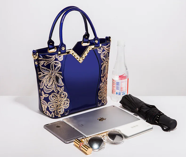 New 2019 trendy fashion black handbag embroidered bright leather shoulder bag portable handbags patent leather shoulder bags