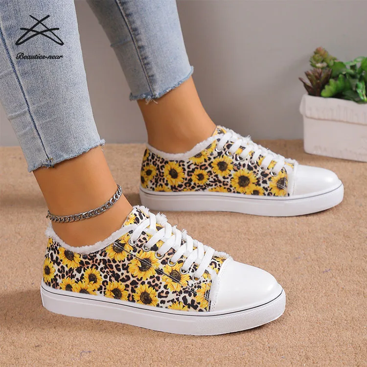 Womens Fashion Girls Flower Printed Canvas Shoes Students Ladies Casual Sneakers Summer Lace Up Skateboard Trendy Rubbers Shoes