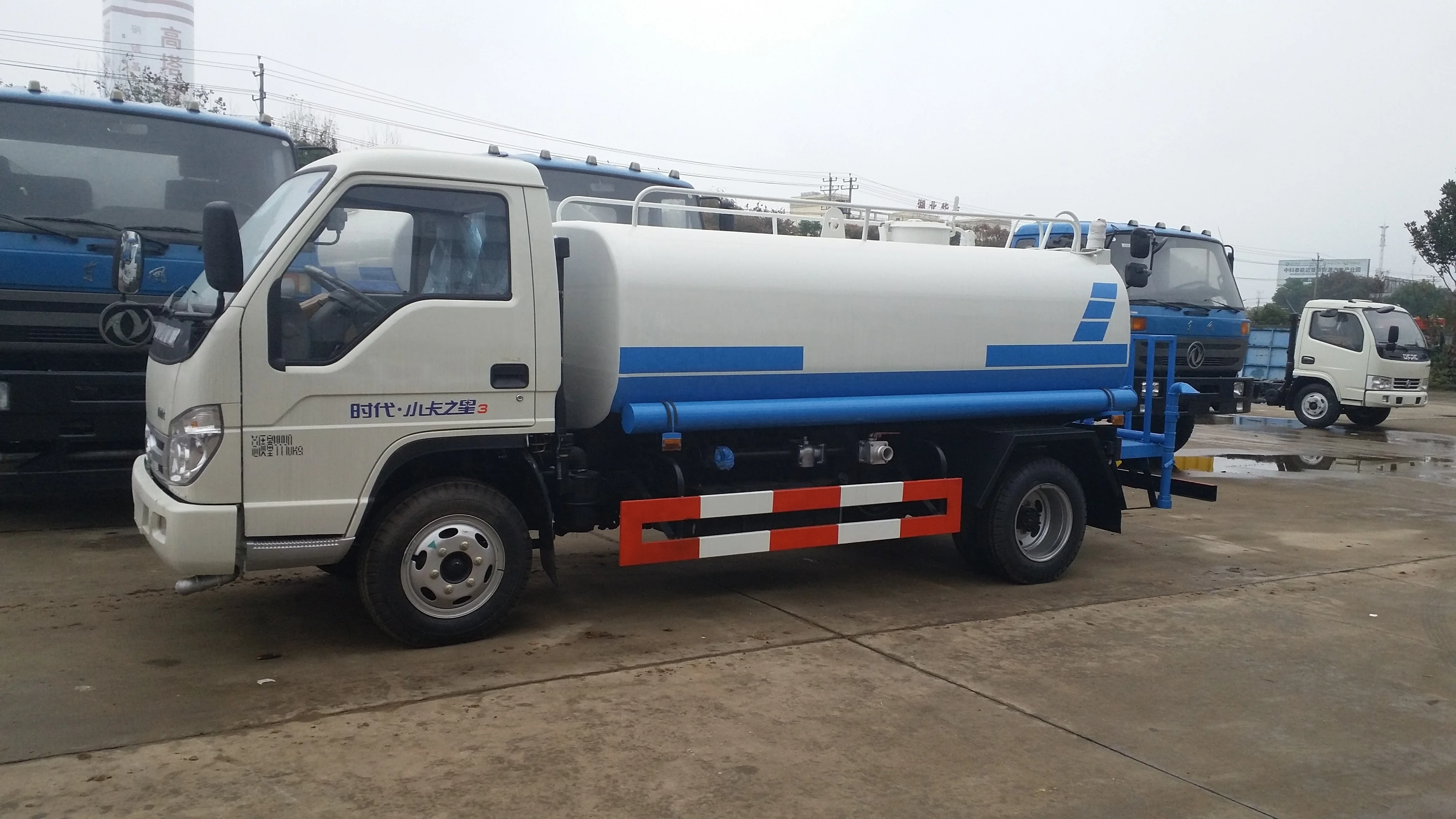 Foton 3000 liter mini water tank truck 3 cbm water trucks for sale