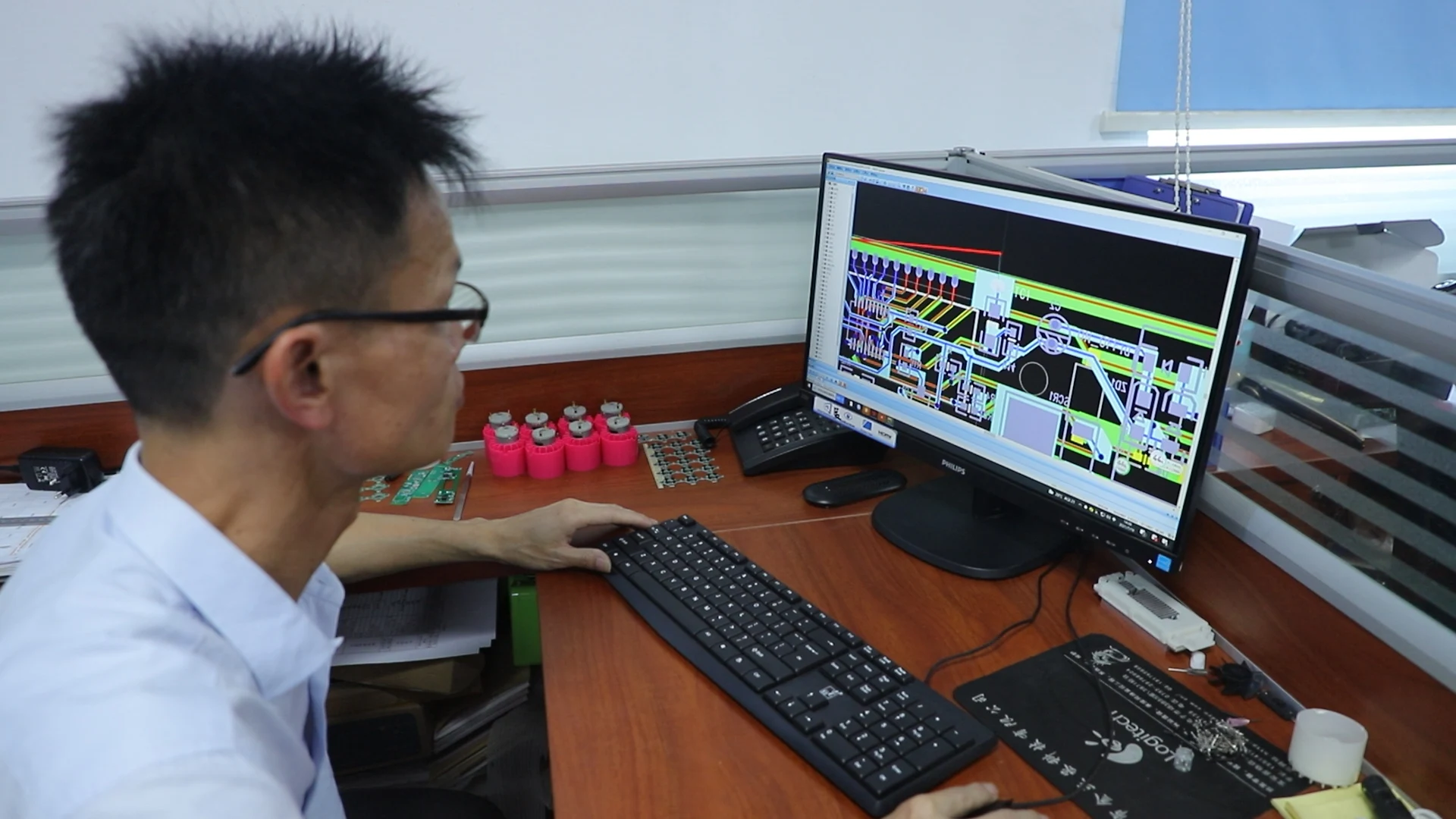 Homeuse Hot Selling New Design Leafless Lightweight Silent hairdryer Hair blow dryer