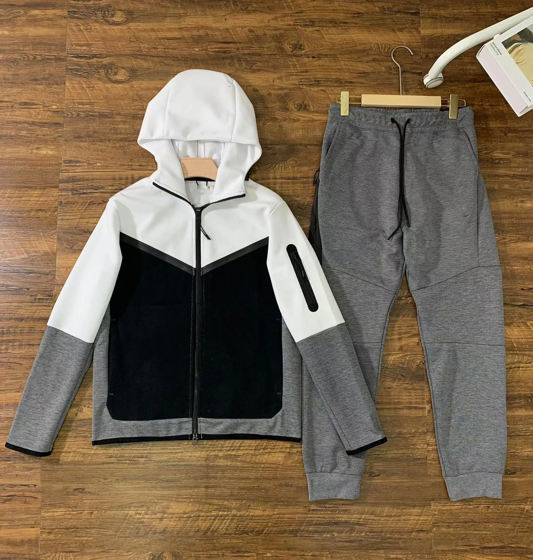 2024 Hip hop trend Tech fleece suit sportswear tracksuit Hooded tracksuit men Cotton Pants Casual mens sportswear