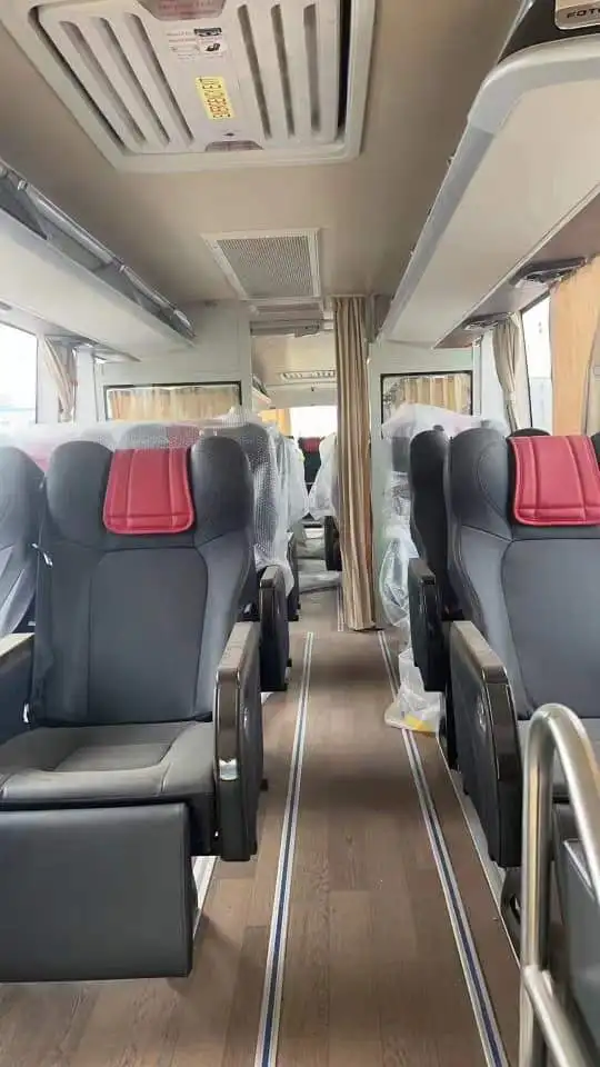 Foton BJ6122 NEW Bus 42+1+1 Seats RHD 10.5L Luxrury Comfortable Passenger Coach Bus