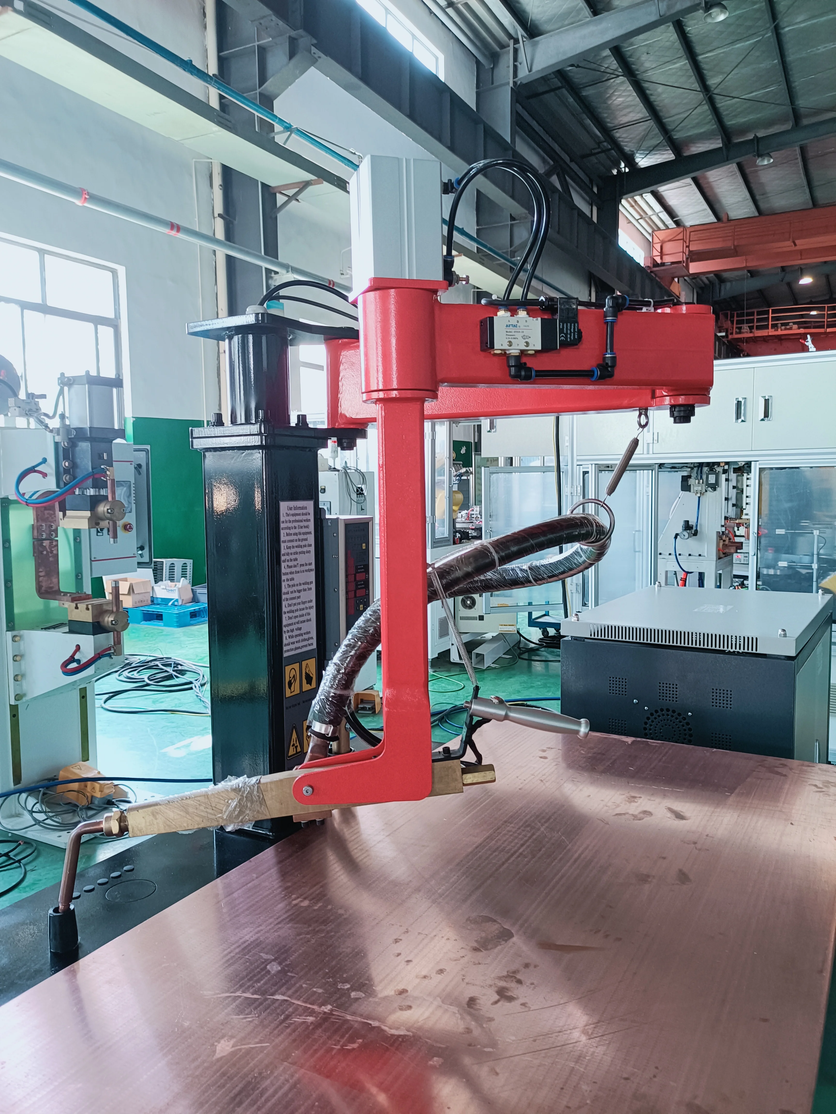 Factory DC Inverter Rocker Arm Spot Welder Automatic Pneumatic Table Spot Welding Machine