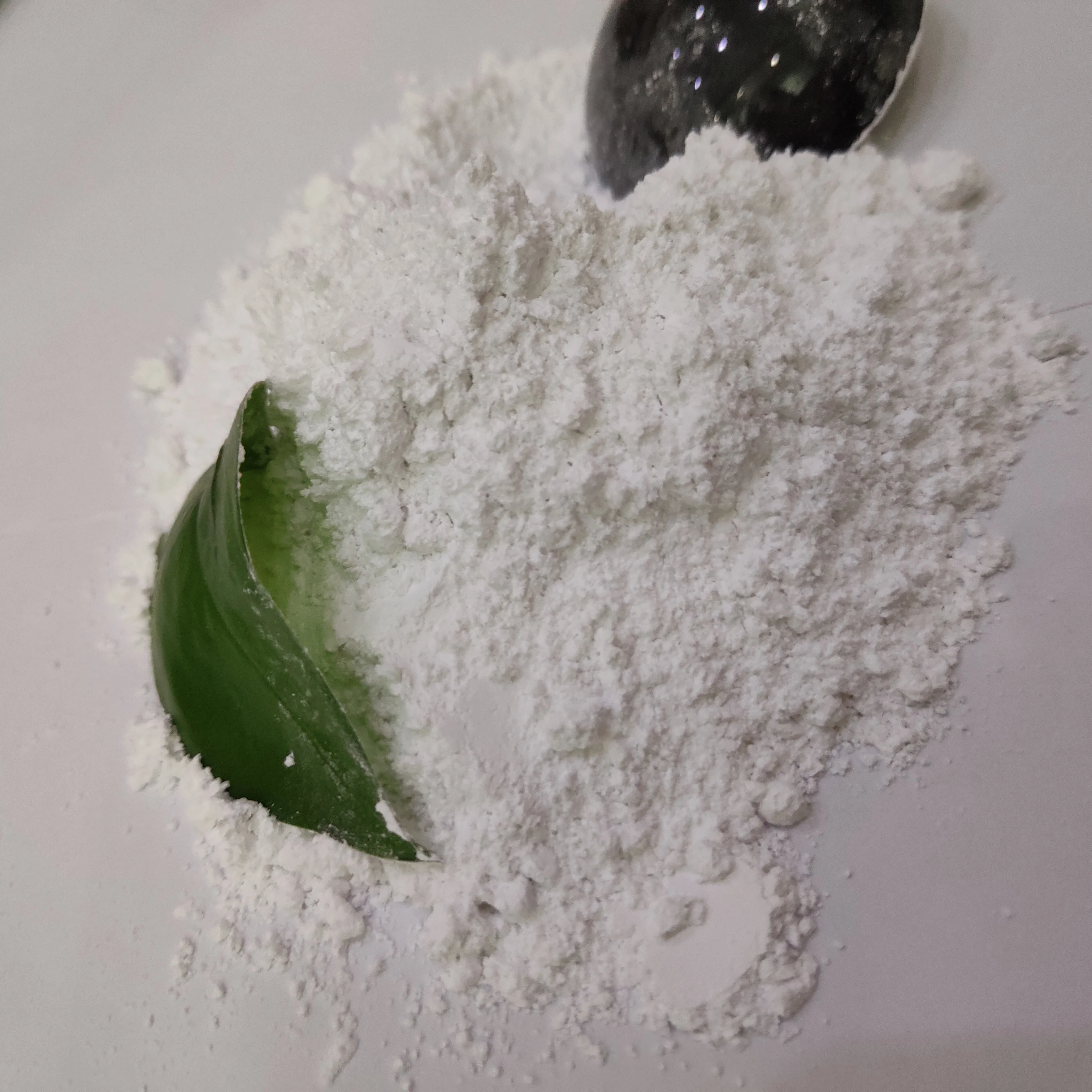 
Isoconazole nitrate CAS 24168-96-5 