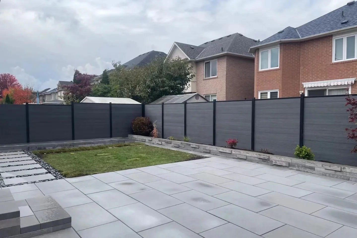 Outdoor Euro Design Aluminum WPC Fence Panel for Garden