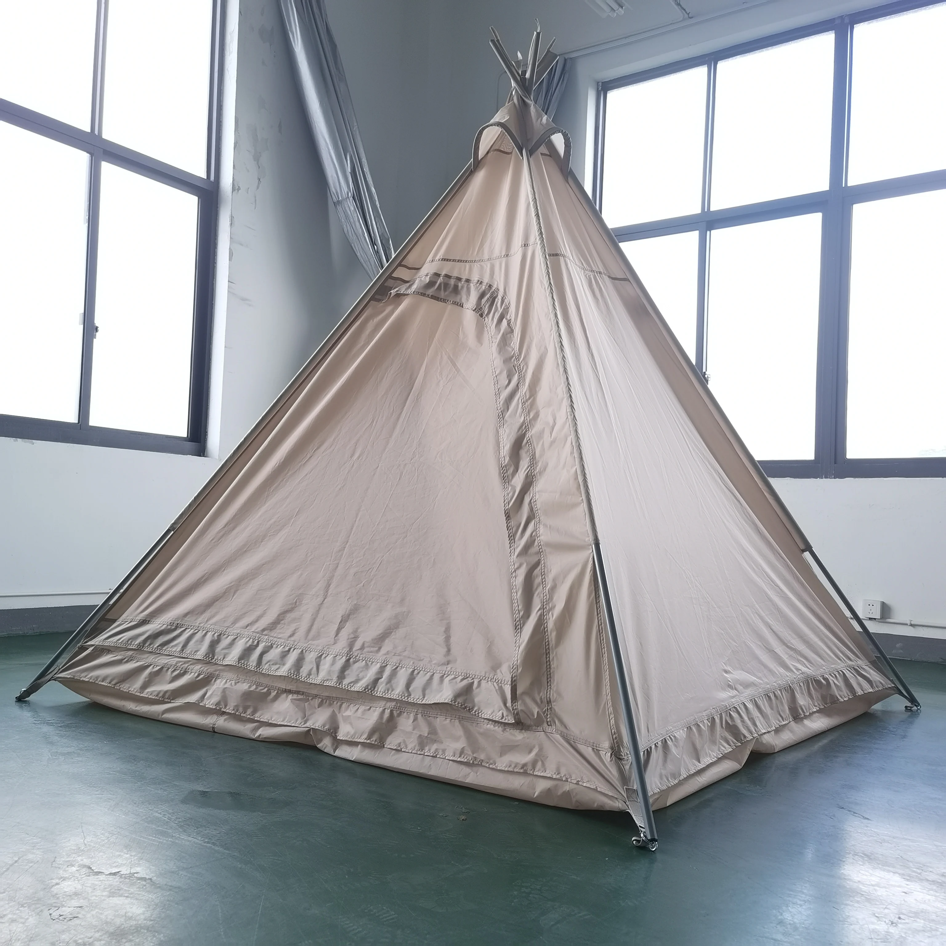 Large Family Camp Beige Color Tent outdoor autumn and winter camping portable rainproof thickened cotton camp pyramid tent house