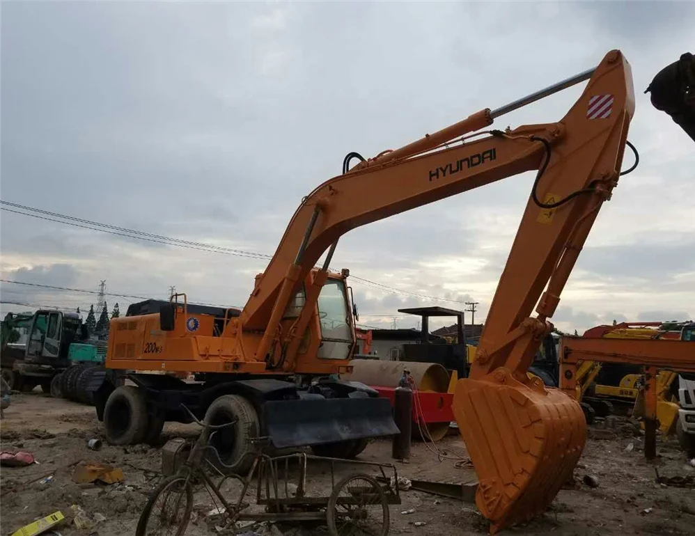 Used Hyundai 200-5 Wheel Excavator 210-5 215-9 for Sale