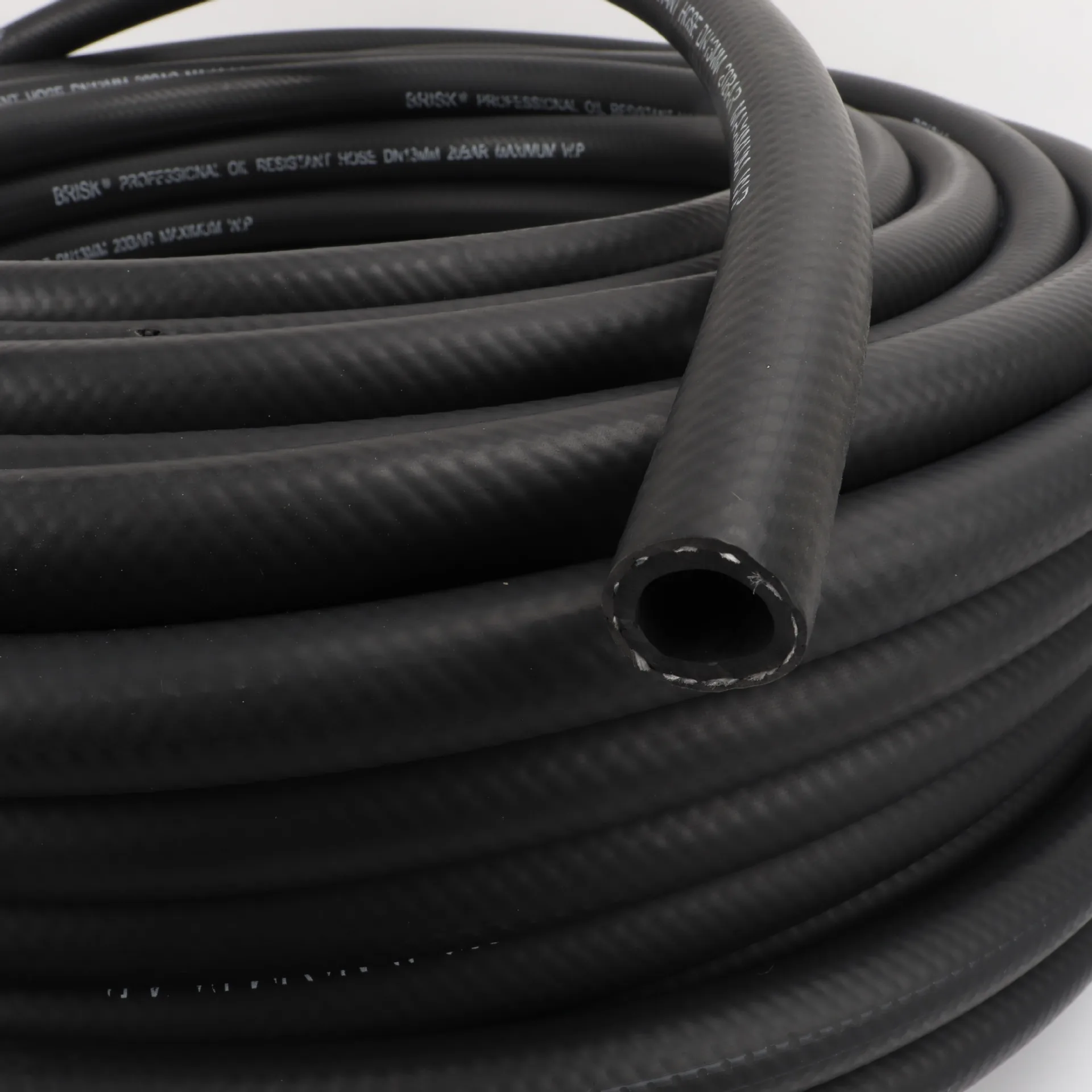 Manufacturers wholesale cheap hydraulic hose pipe rubber flexible composite natural gas hose rubber hose for gasoline