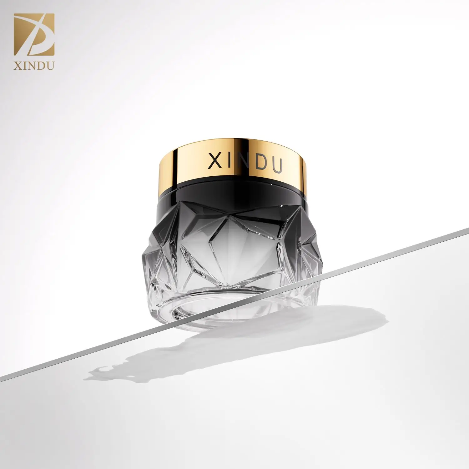 Wholesale Black Clear Empty Face Cosmetic Lotion Cream Luxury Custom Skincare Face Eye Cream Jars Lip Balm Glass Containers