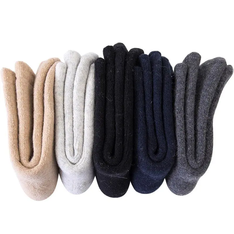 Wholesale High Quality Unisex Cozy Winter Knitted Wool Fuzzy Thick Socks Warm Soft Solid Casual Sports Socks